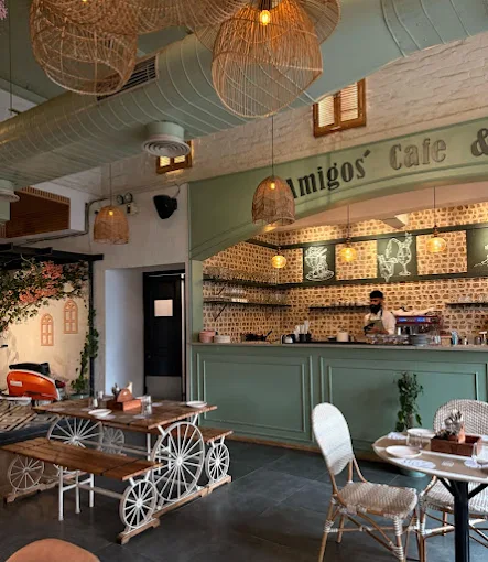 Bon Amigos Cafe & Kitchen – Noida, Sector 104